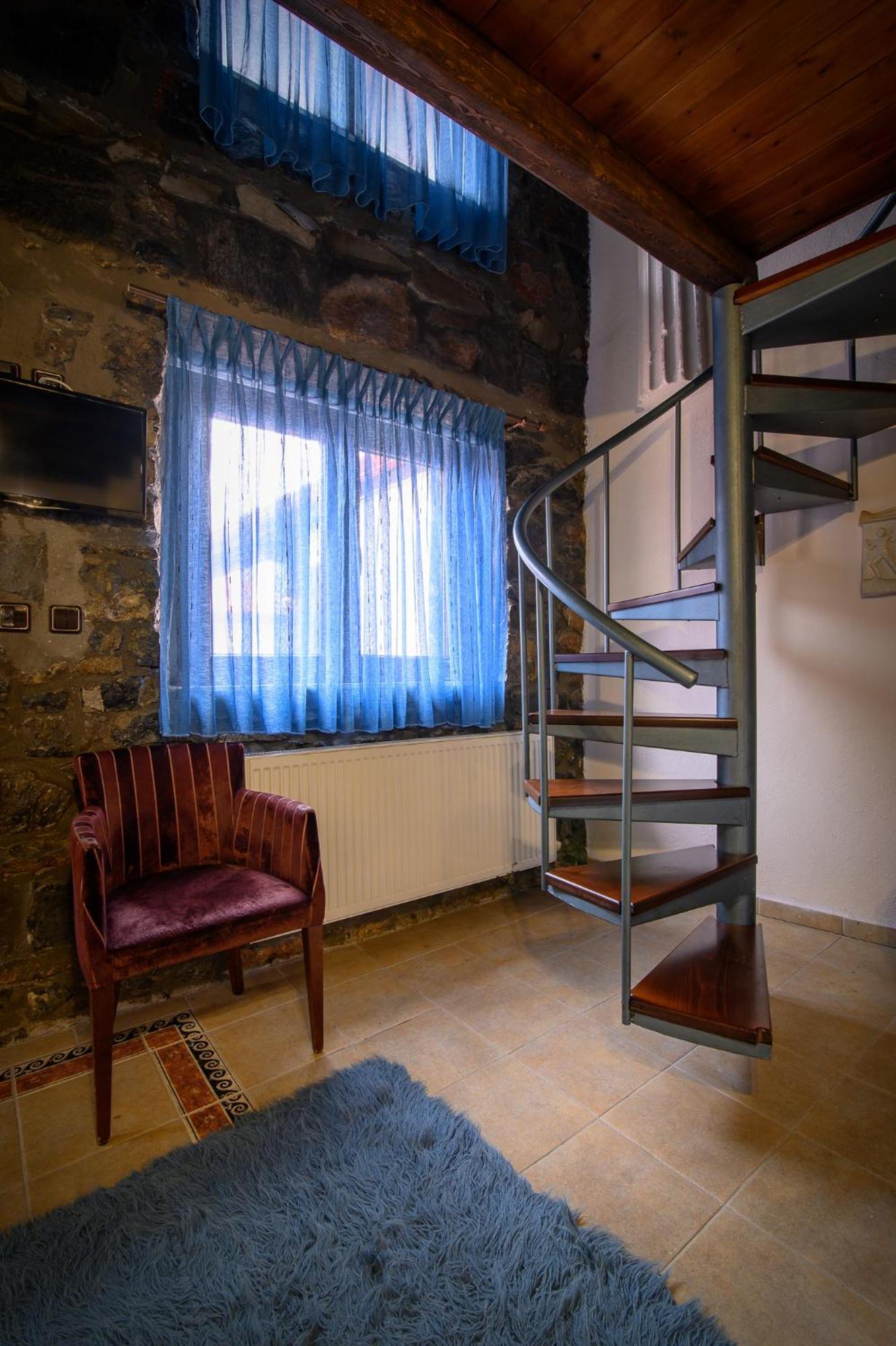 Metohi Inn Agios Athanasios  Luaran gambar