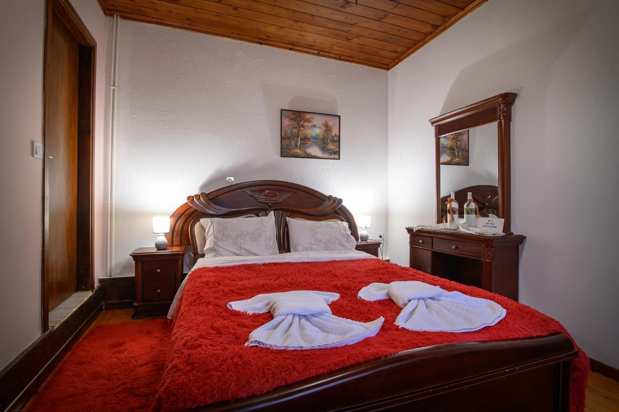 Metohi Inn Agios Athanasios  Luaran gambar