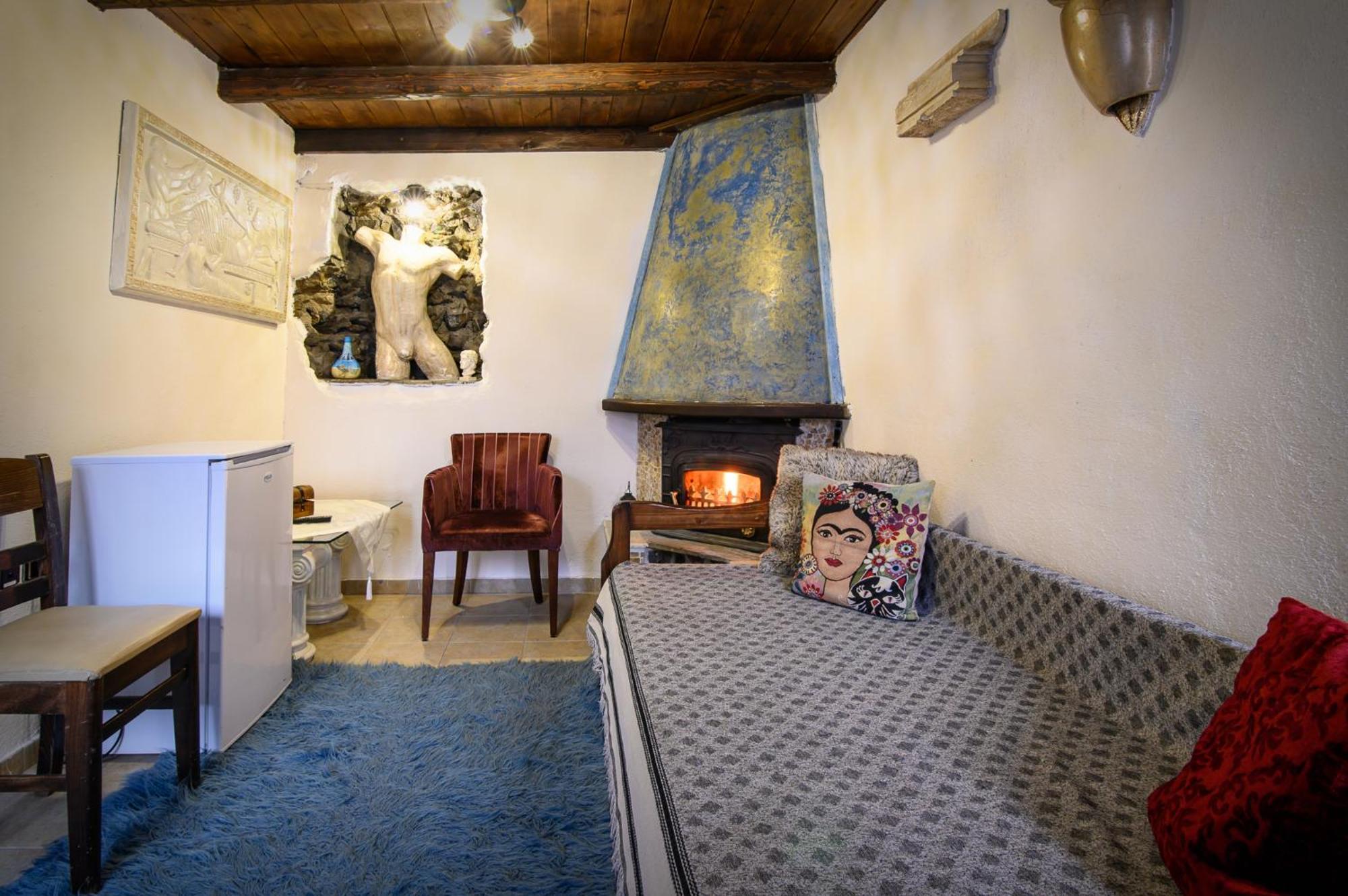 Metohi Inn Agios Athanasios  Luaran gambar