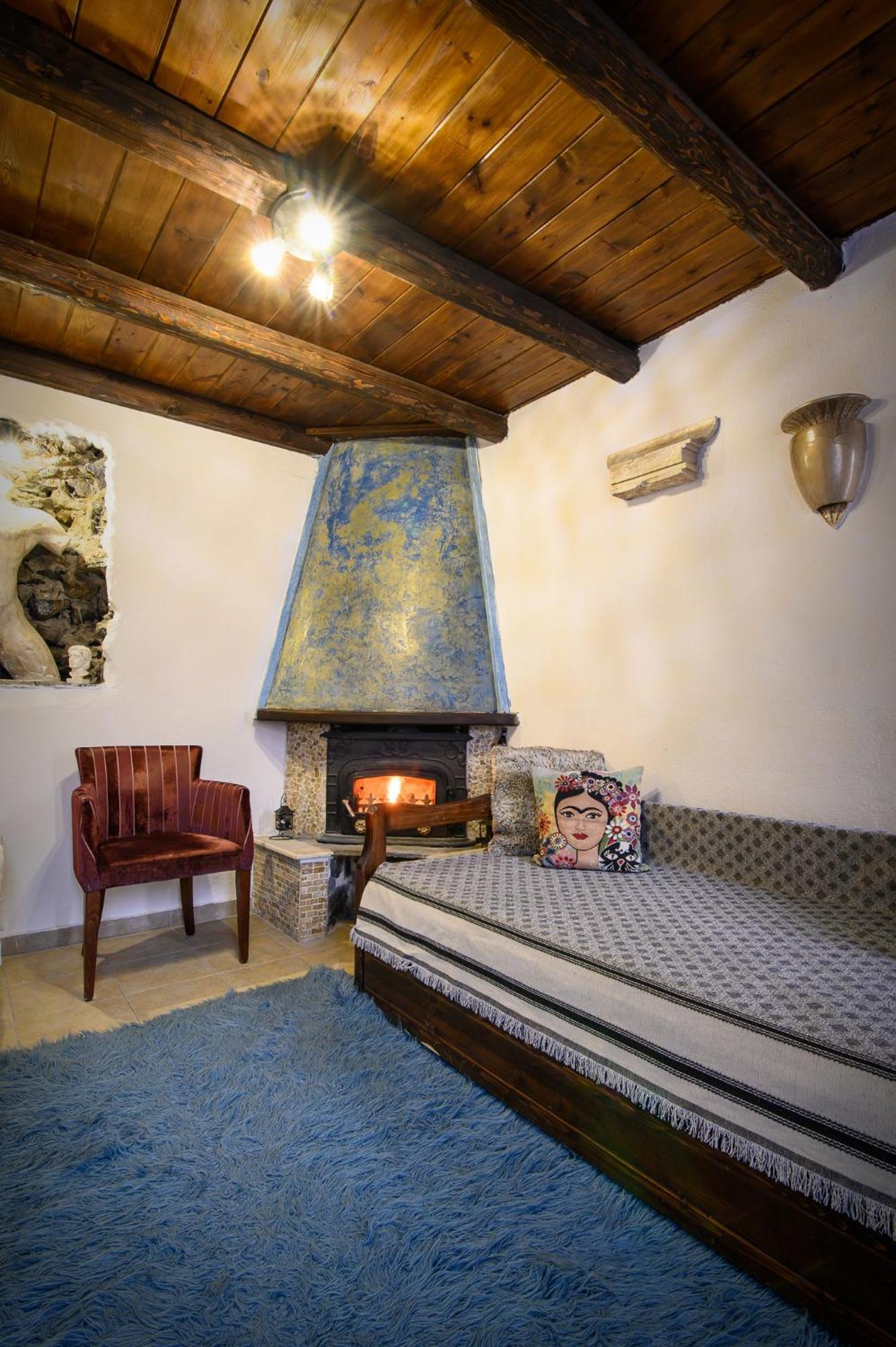 Metohi Inn Agios Athanasios  Luaran gambar