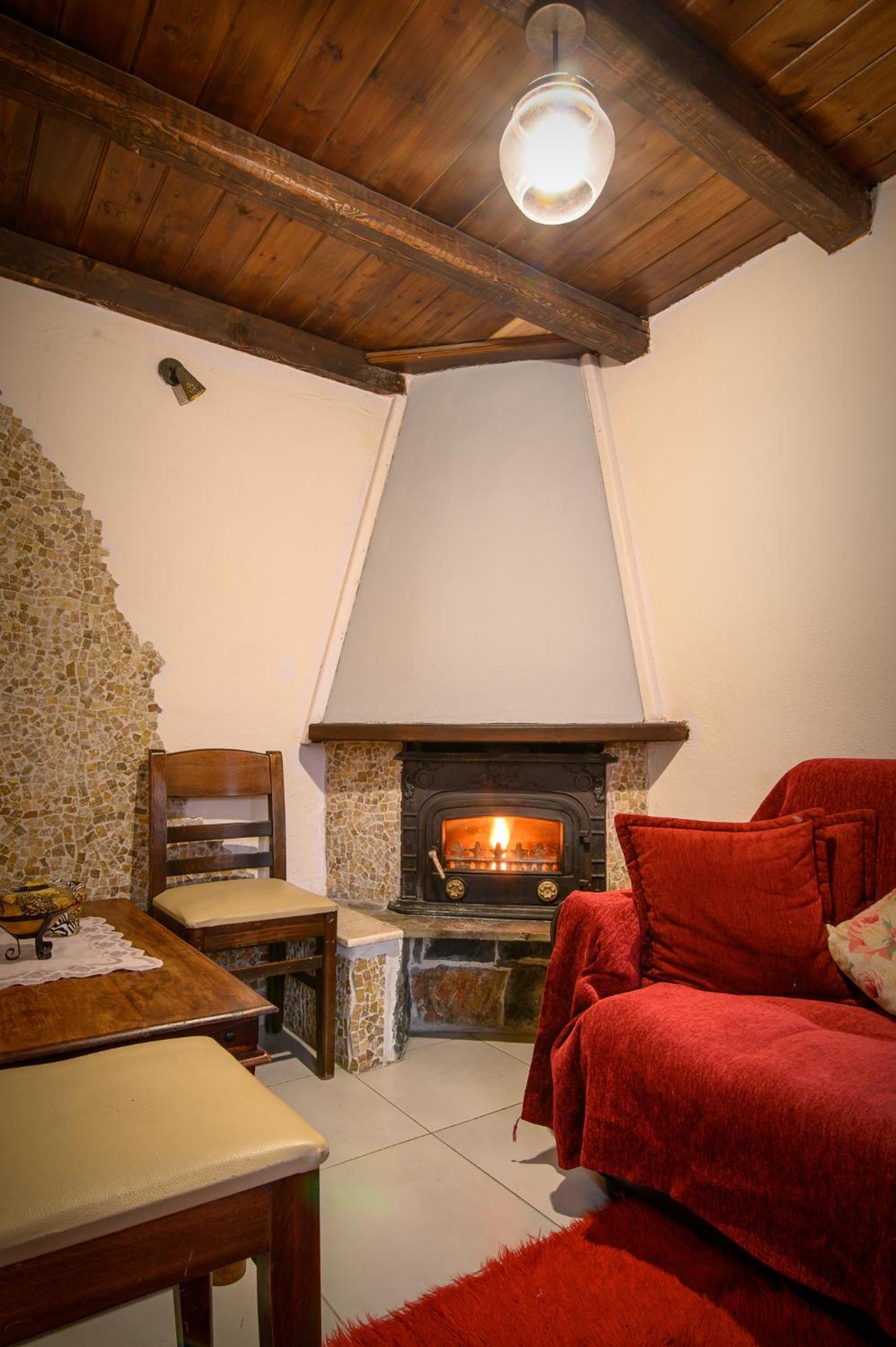 Metohi Inn Agios Athanasios  Luaran gambar
