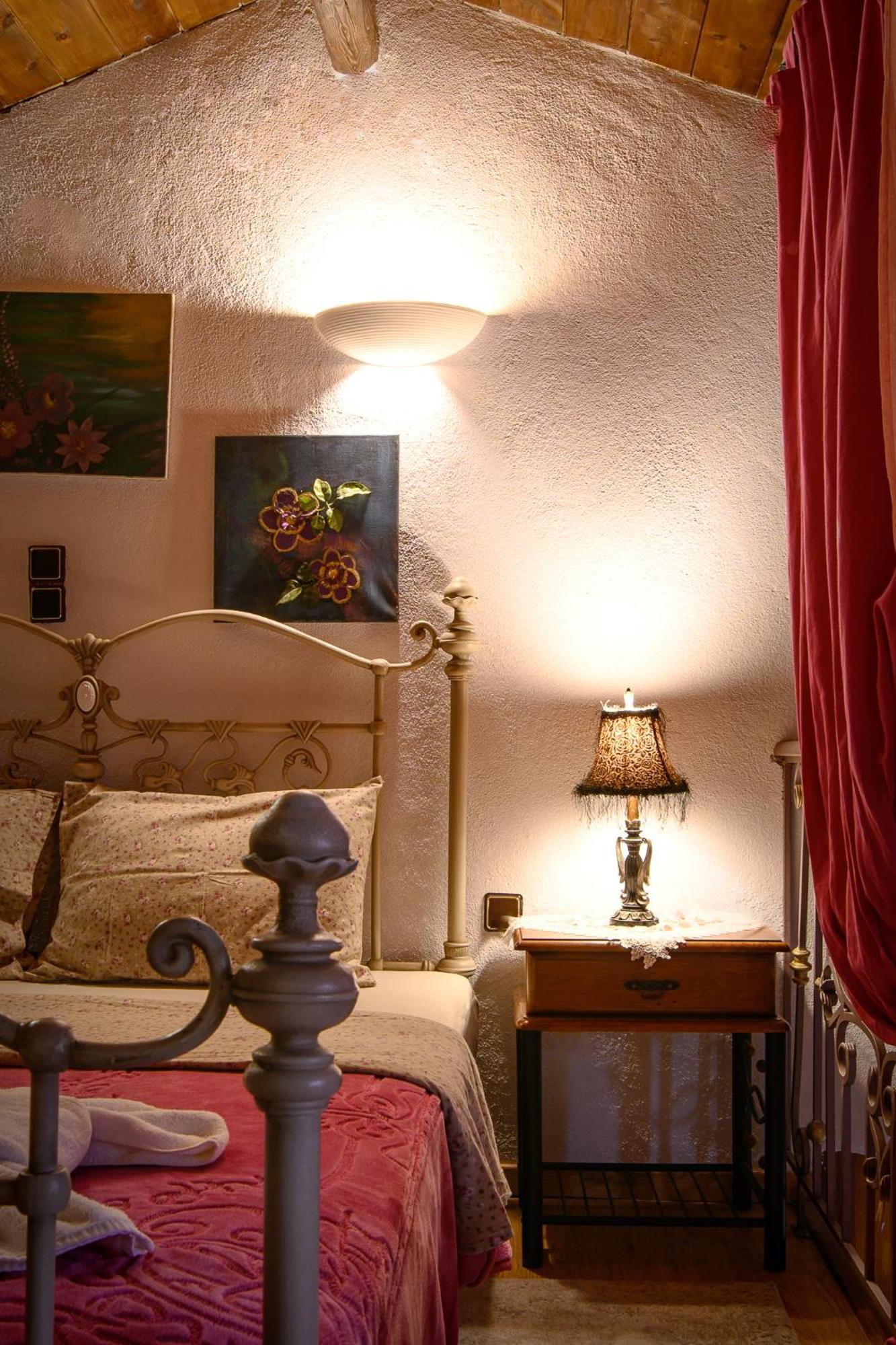 Metohi Inn Agios Athanasios  Luaran gambar