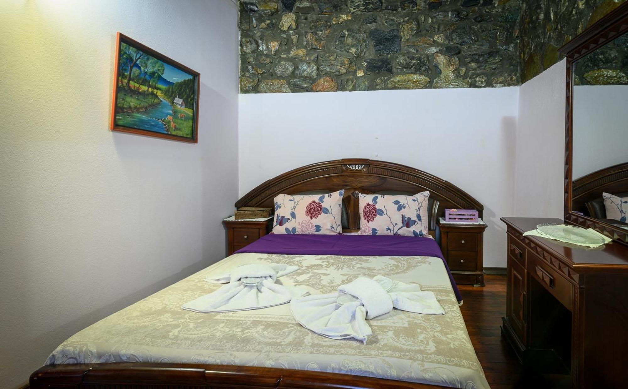 Metohi Inn Agios Athanasios  Luaran gambar