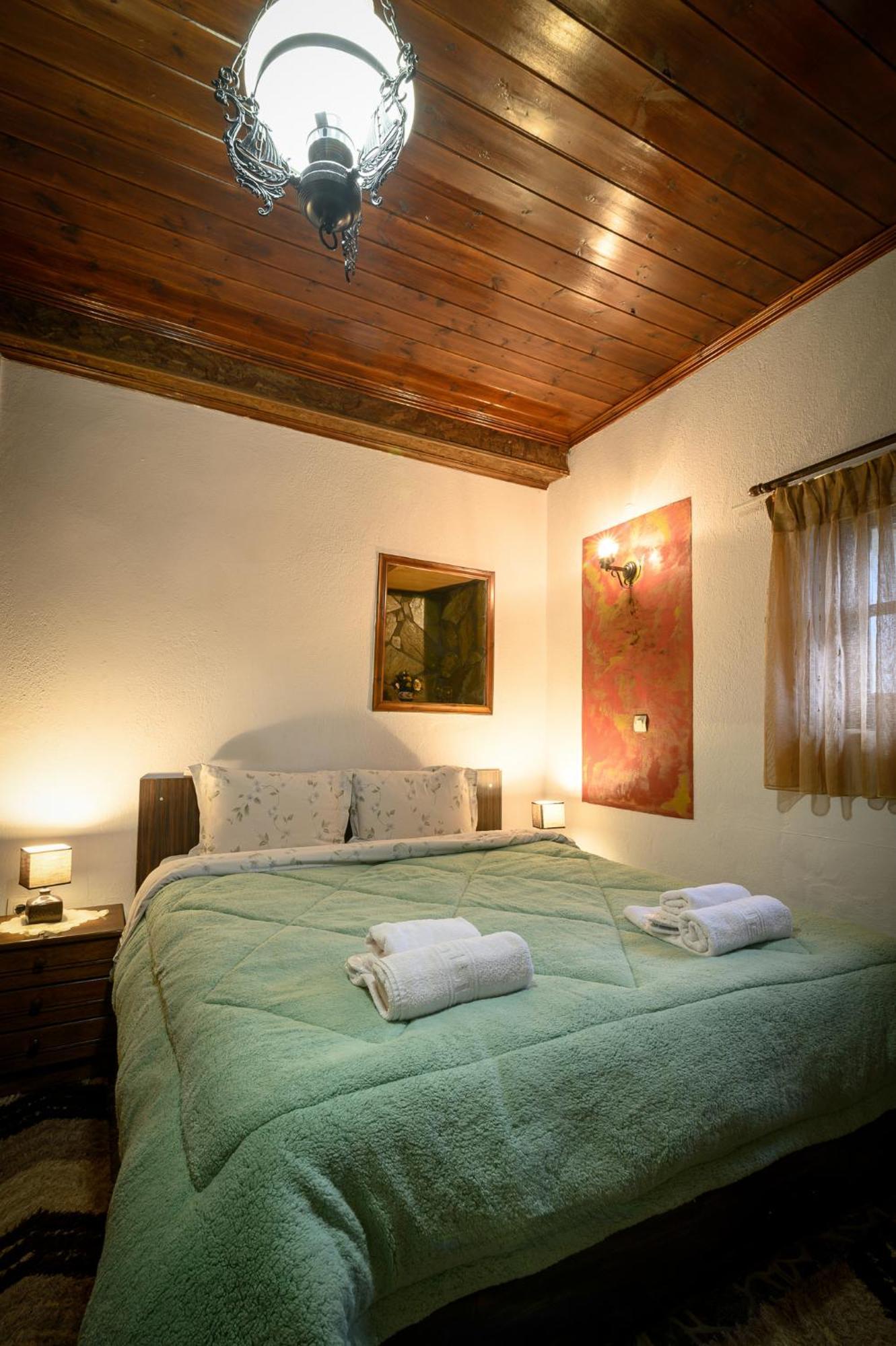 Metohi Inn Agios Athanasios  Luaran gambar