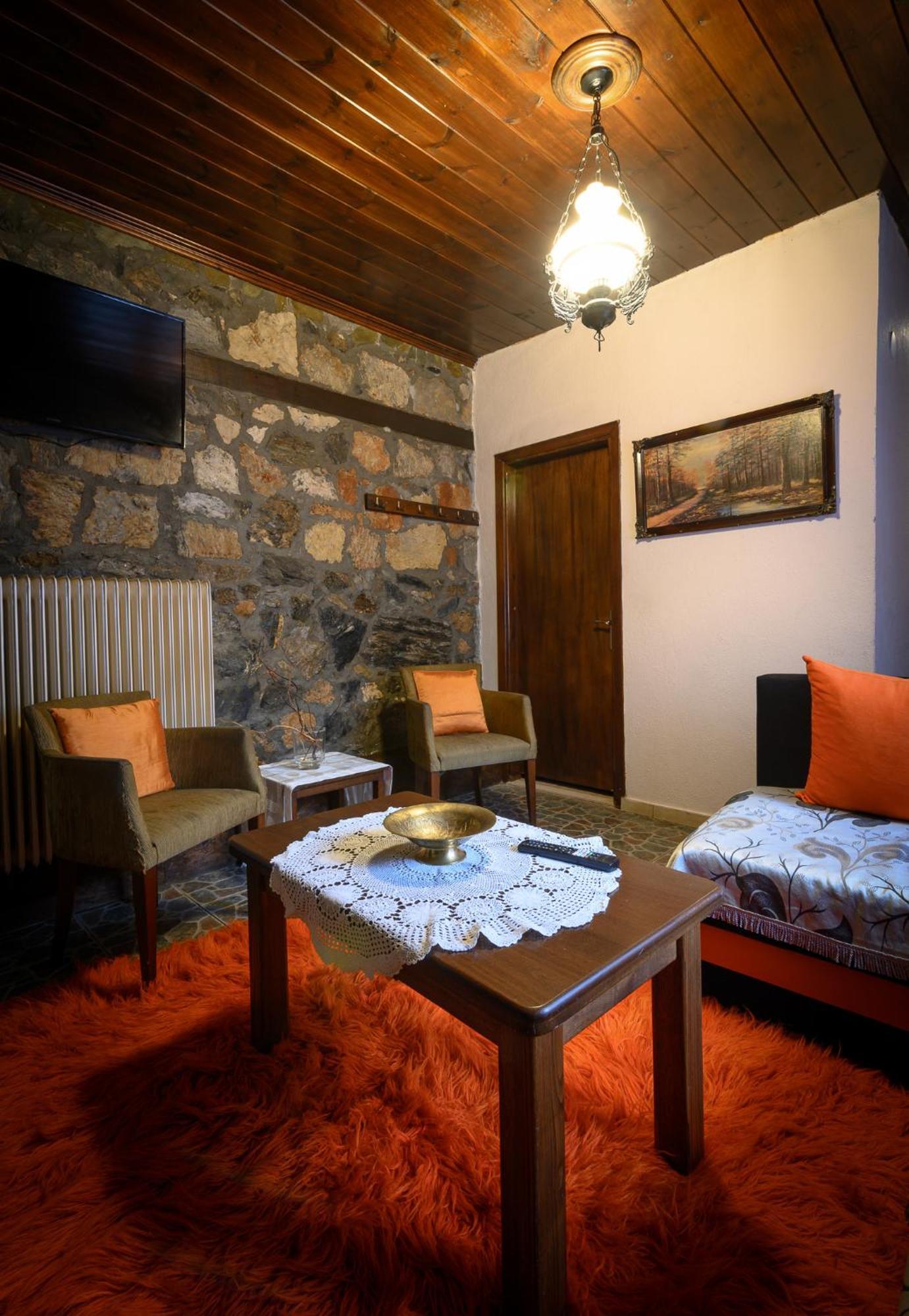 Metohi Inn Agios Athanasios  Luaran gambar